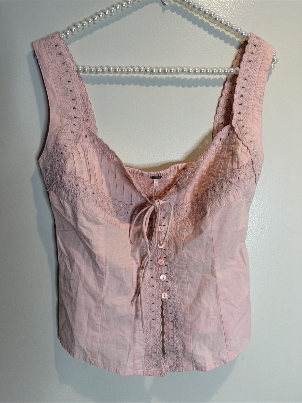 Free People Love Me Not Eyelets Embroidered Scalloped Button Front Fitted Tank M - Picture 4 of 7